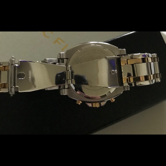 MARC BY MARC JACOBS WOMAN WATCHES - Picture 4 of 8